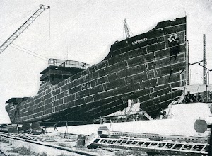 Botadura del CAMPOMANES. Foto de la revista INGENIERIA NAVAL. Agosto de 1931