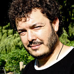 Miguel_RedKaraoke.jpg Miguel_RedKaraoke.jpg