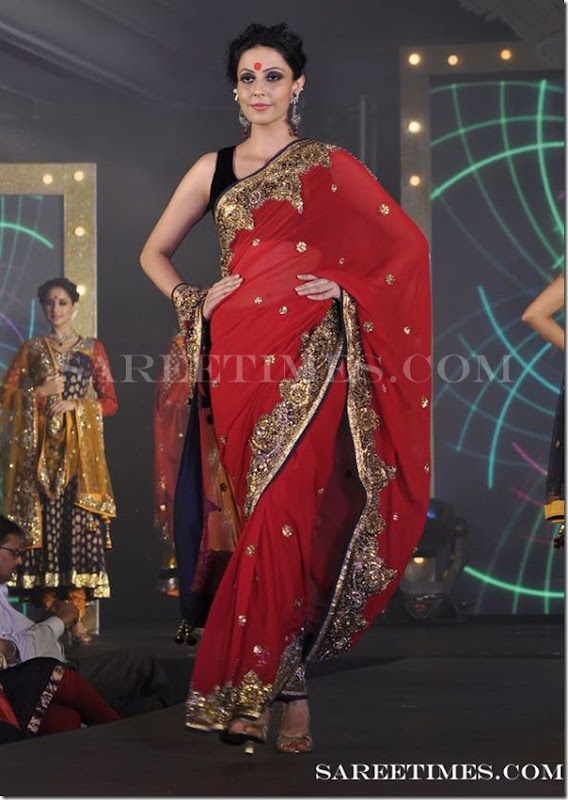 Red_Saree_Gitanjali_Fashion_Week