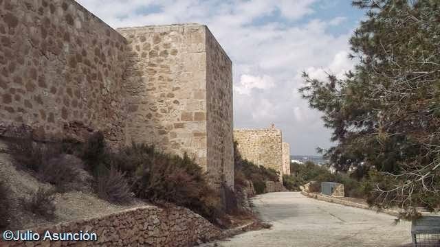 [Castillo-de-Guardamar---Alicante11.jpg]