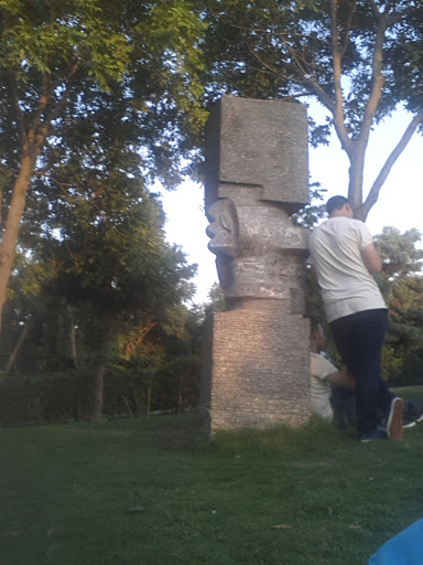 Azhar Statue