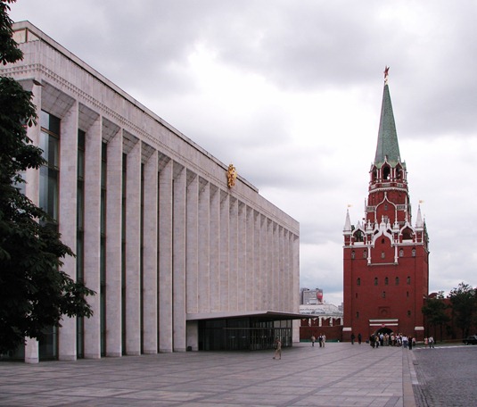 [Troitskaya_Tower_and_State_Kremlin_Palace%255B5%255D.jpg]