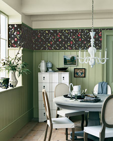 Instead of using a traditional wallpaper border, use a regular roll for a bold visual impact along your molding. (marthastewart.com)