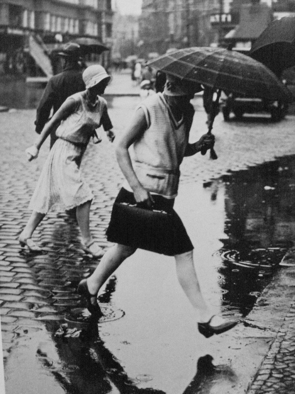 [A%2520close%2520up%2520of%2520a%2520puddle%2520jumper%2520near%2520Berlin%2520Zoo%2520station%252C1930%2520by%2520Friedrich%2520Seidenst%25C3%25BCcker%255B5%255D.jpg]