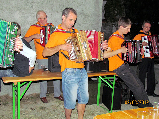 2012-09-Harmonikaski-vecer-Osek-54.JPG