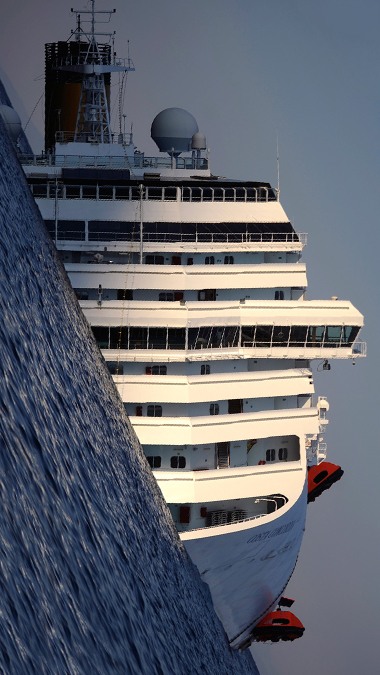 Así quedó el Costa Concordia Así quedó el Costa Concordia