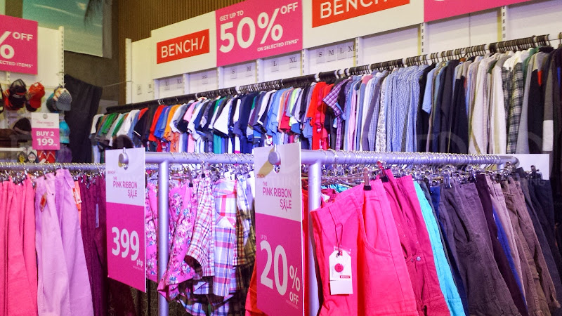 Bench Pink Ribbon Sale 05