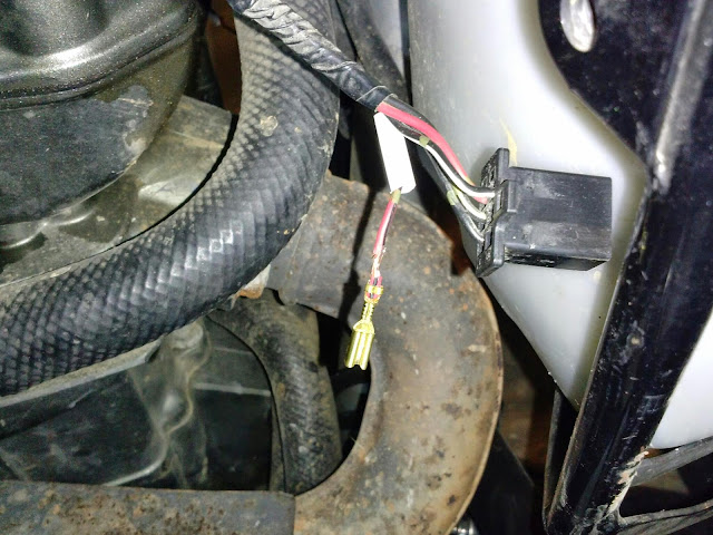 Geoff's KLR650 project: Installed dash panel and wiring