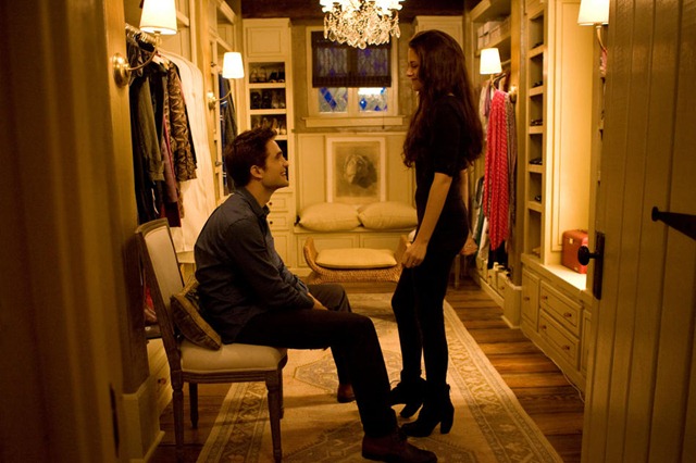 THE TWILIGHT SAGA: BREAKING DAWN-PART 2