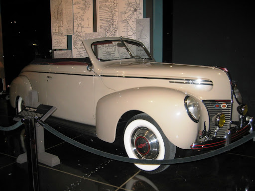 1939 master deluxe town sedan