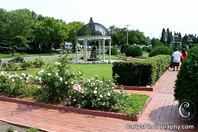 [St-Cloud-Gardens-284.jpg]