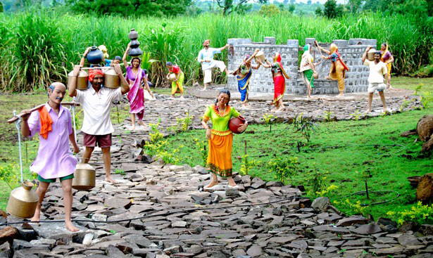 INDIA's Wax museum in KOLHAPUR capturing village life in India
