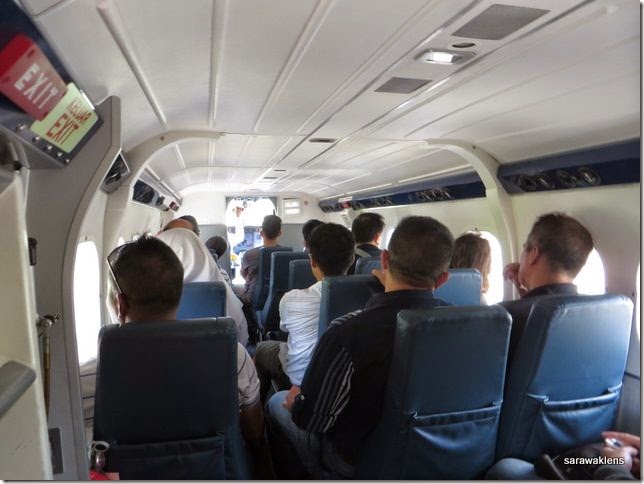 Maswings DHC6-400_interior