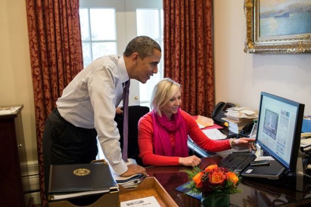 [obama-checking-your-emails-9%255B2%255D.jpg]