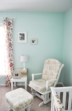 glider side of room