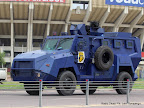  – Tank de la police nationale congolaise devant le stade des martyrs le 23/12/2011 à Kinshasa. Radio Okapi/ph. John Bompengo