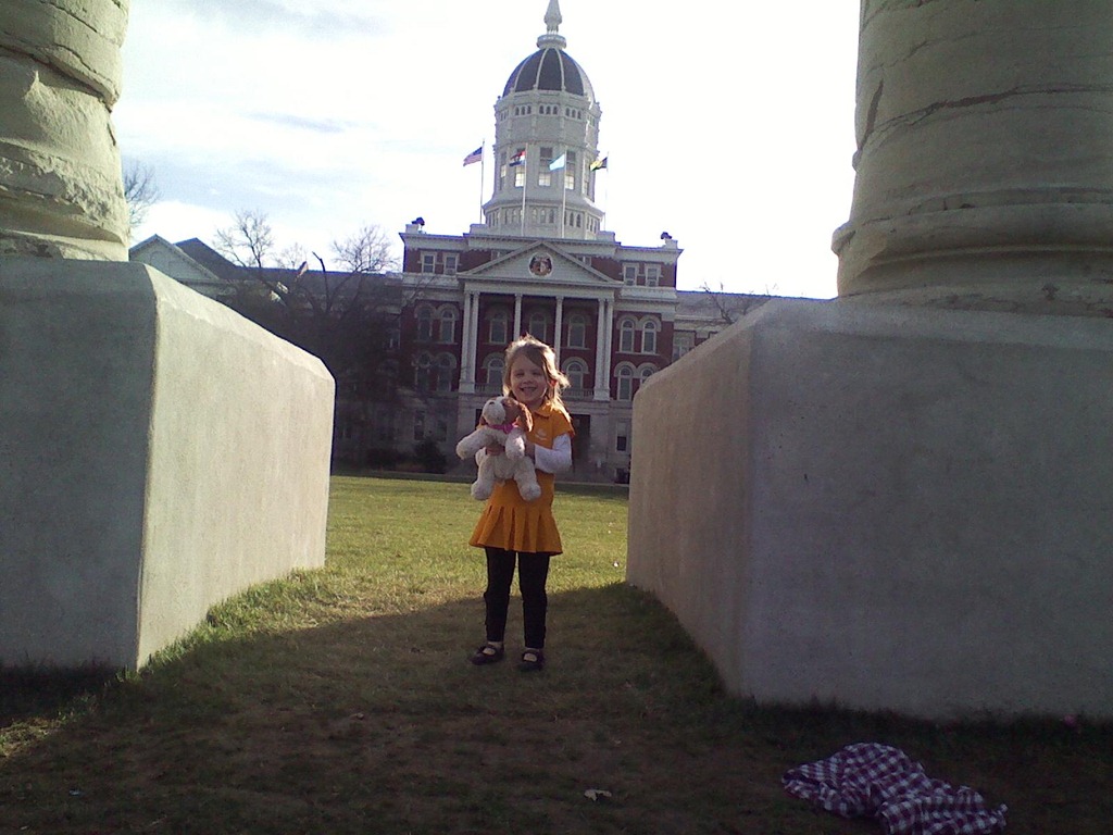 [Laney%2520columns%255B4%255D.jpg]