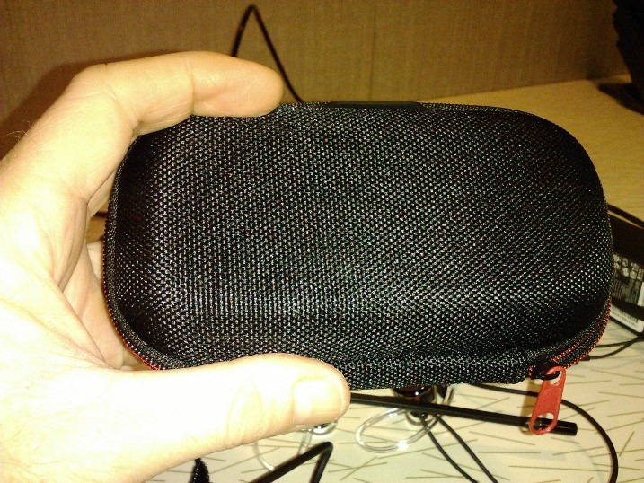 [Plantronics-Blackwire-case4.jpg]