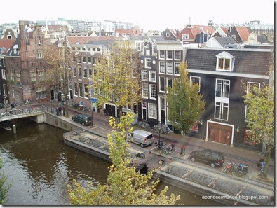 Amsterdam. Museo Nuestro Señor del Ático. Vistas desde la ventana - PB090624