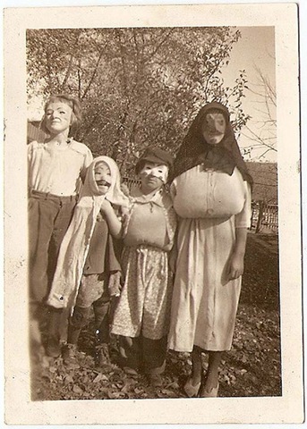 [creepy-black-white-photos-7%255B2%255D.jpg]
