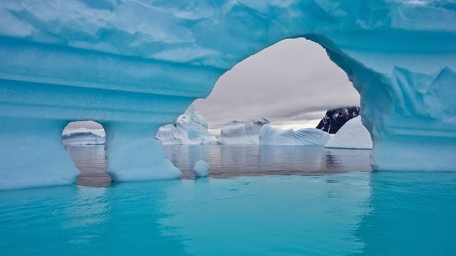 [natural-icebergs-cold-19%255B2%255D.jpg]