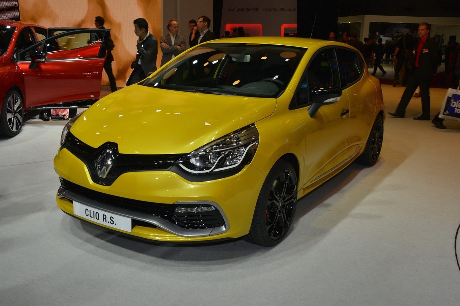 [Renault-Clio-RS-5%255B2%255D%255B8%255D.jpg]