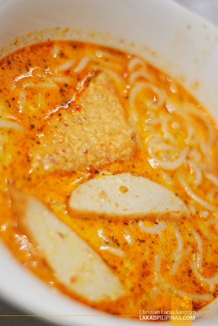 Singapore Laksa at Tastes of Asia in Sentosa, Singapore