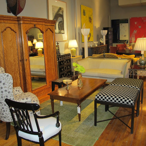 Another example of Décor's era combinations.