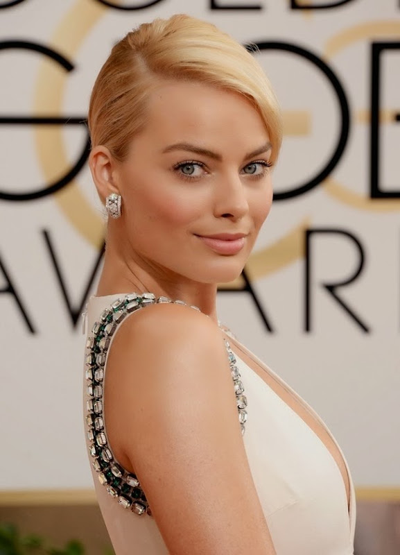 BEVERLY HILLS, CA - JANUARY 12: Actress Margot Robbie attends the 71st Annual Golden Globe Awards held at The Beverly Hilton Hotel on January 12, 2014 in Beverly Hills, California. (Photo by Jason Merritt/Getty Images) BEVERLY HILLS, CA - JANUARY 12: Actress Margot Robbie attends the 71st Annual Golden Globe Awards held at The Beverly Hilton Hotel on January 12, 2014 in Beverly Hills, California. (Photo by Jason Merritt/Getty Images)