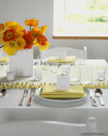 A runner made with crepe paper is a terrific low-cost decoration for square or rectangular tables; all it takes are two pieces in coordinating hues and a pinch of effort.
(marthastewartweddings.com)