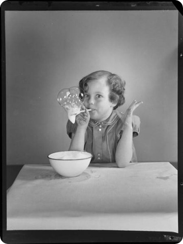 girl with bubbles
