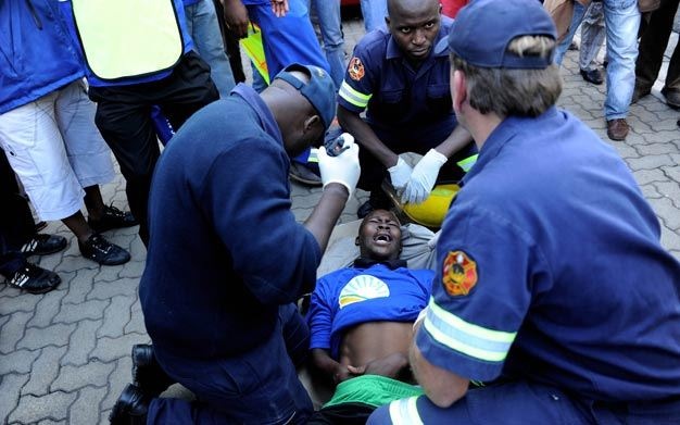 [DEMOCRATIC%2520ALLIANCE%2520SUPPORTER%2520INJURED%2520Werner%2520Beukes%2520SAPA%2520pic%255B1%255D.jpg]