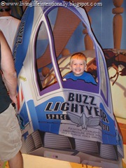 [Disney%2520Vacation%25202009%2520441.jpg]
