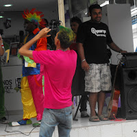  Acao_Queen_Celulares_01_10_2010