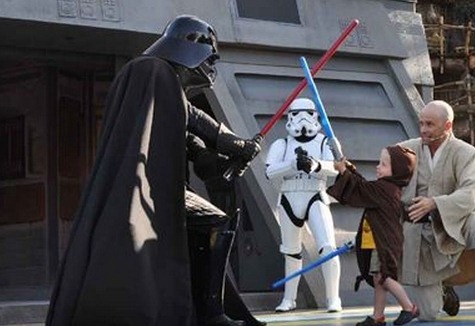 [Star%2520Wars%2520Darth%2520Fight%25201%255B3%255D.jpg]