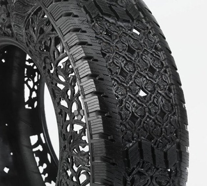 Wim-Delvoye_untitled-car-tyre-No2-detail_2_2009_63f551c55e