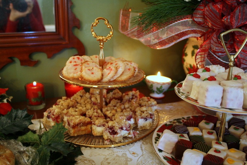 [It%2527s%2520begining%2520to%2520look%2520a%2520lot%2520like%2520Christmas%2521%2520%25282011%2529%2520006%255B4%255D.jpg]