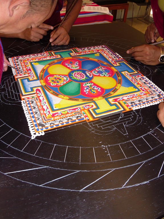 [Monks%2520Mandala%252C%2520SLO%2520003%255B3%255D.jpg]