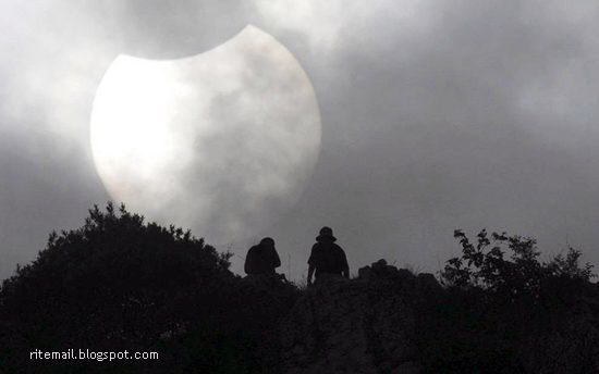 The full eclipse lasted 6 minutes and 39 seconds, and recorded as a long over the last century
