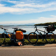 Bikes do Vin&iacute;cius e do Thiago que viajaram pelo Litoral Norte de SC - O Vin&iacute;cius usou alforges Alto Estilo