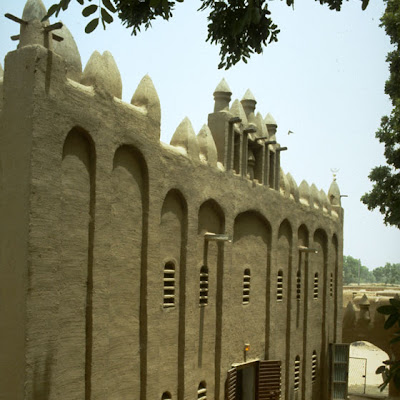 Side entrance to the prayer hall on the south façade 9.jpg