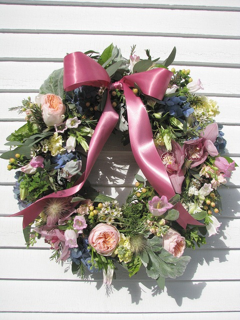 [6425476889_2bac2f2a38_z-valley-flowe.jpg]