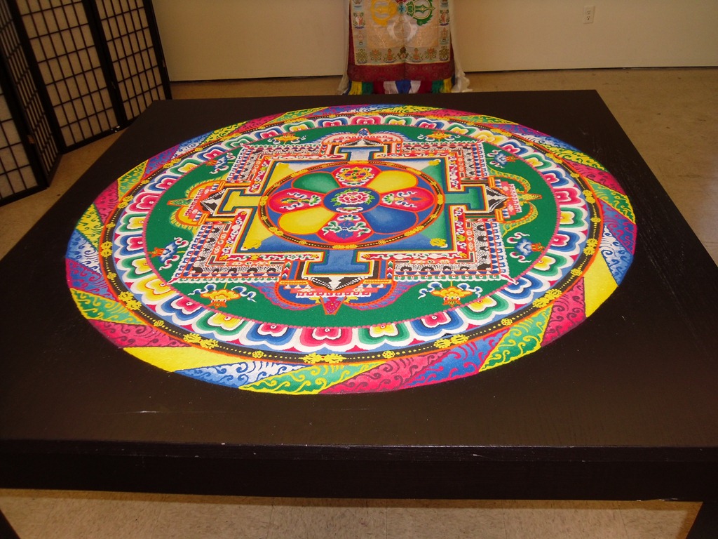[Monks%2520Mandala%252C%2520SLO%2520002%255B3%255D.jpg]