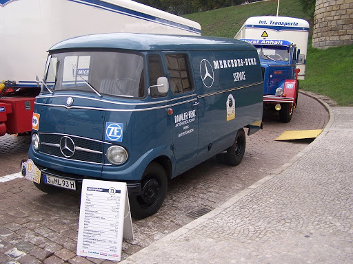 Mercedes Benz L 319 (1965 r.)