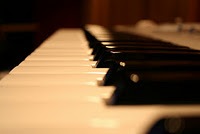 [kmin-piano_keys%255B4%255D.jpg]