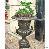 Średnia waza żeliwna, PL70, wys 78cm, śr 58cm, baza 24x24cm, 36kg