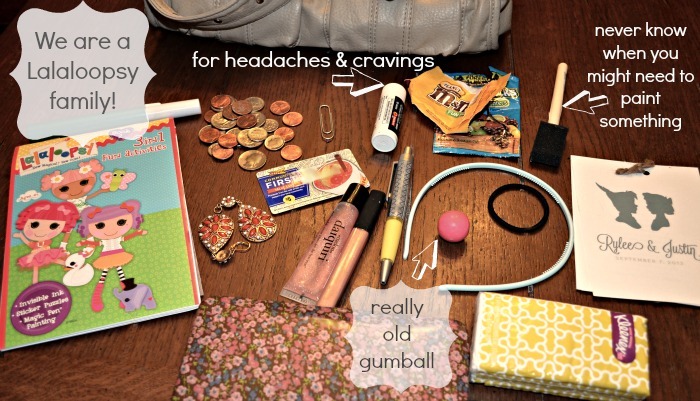 [What%2527s%2520in%2520my%2520bag-Ucreate%255B4%255D.jpg]