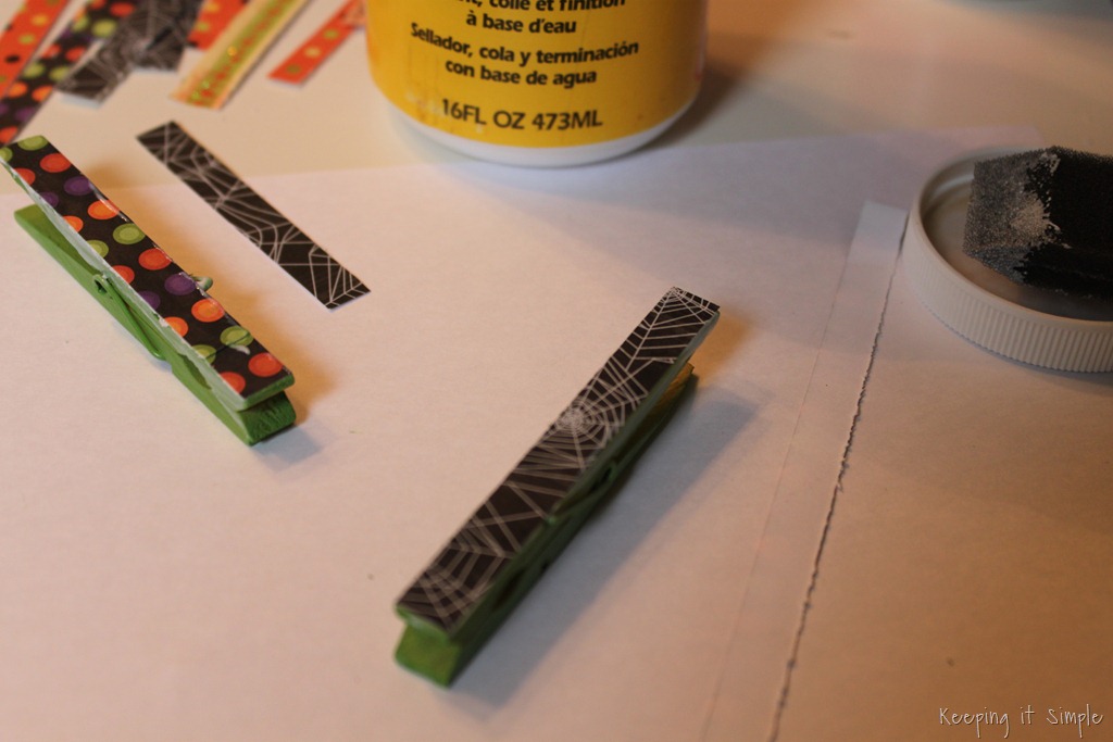 [clothes%2520pin%2520Halloween%2520wreath%2520%25284%2529%255B8%255D.jpg]