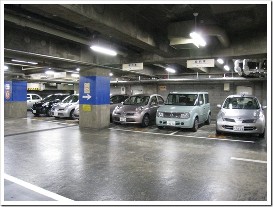 日產租車停車場