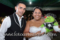 Fotos do evento Gabriela e Jardelle. Foto numero 4622 do estudio Foto Arte Digital, de Itaborai, RJ, que faz fotografia de casamentos (fotos de casamento), fotos de aniversario (fotografia de aniversario), fotos de 15 anos, fotos de criancas (fotografia infantil), fotos de eventos sociais, videos de casamento, videos de 15 anos, videos de making-of, videos de aniversario, video infantil (video de criancas) e videos de eventos sociais. Fotojornalismo e videojornalismo em Itaborai, RJ.